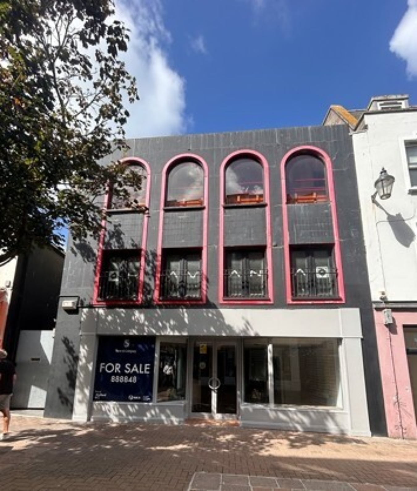13/15 Halkett Street