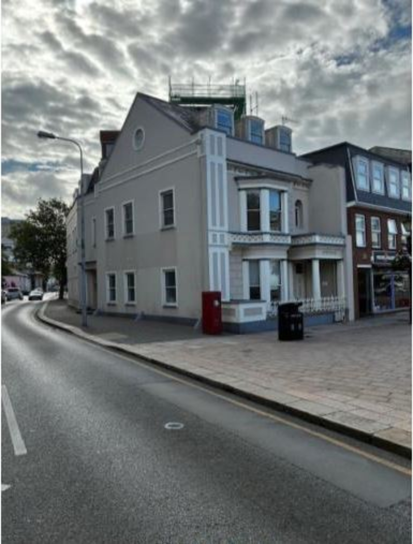 Lister House, The Parade