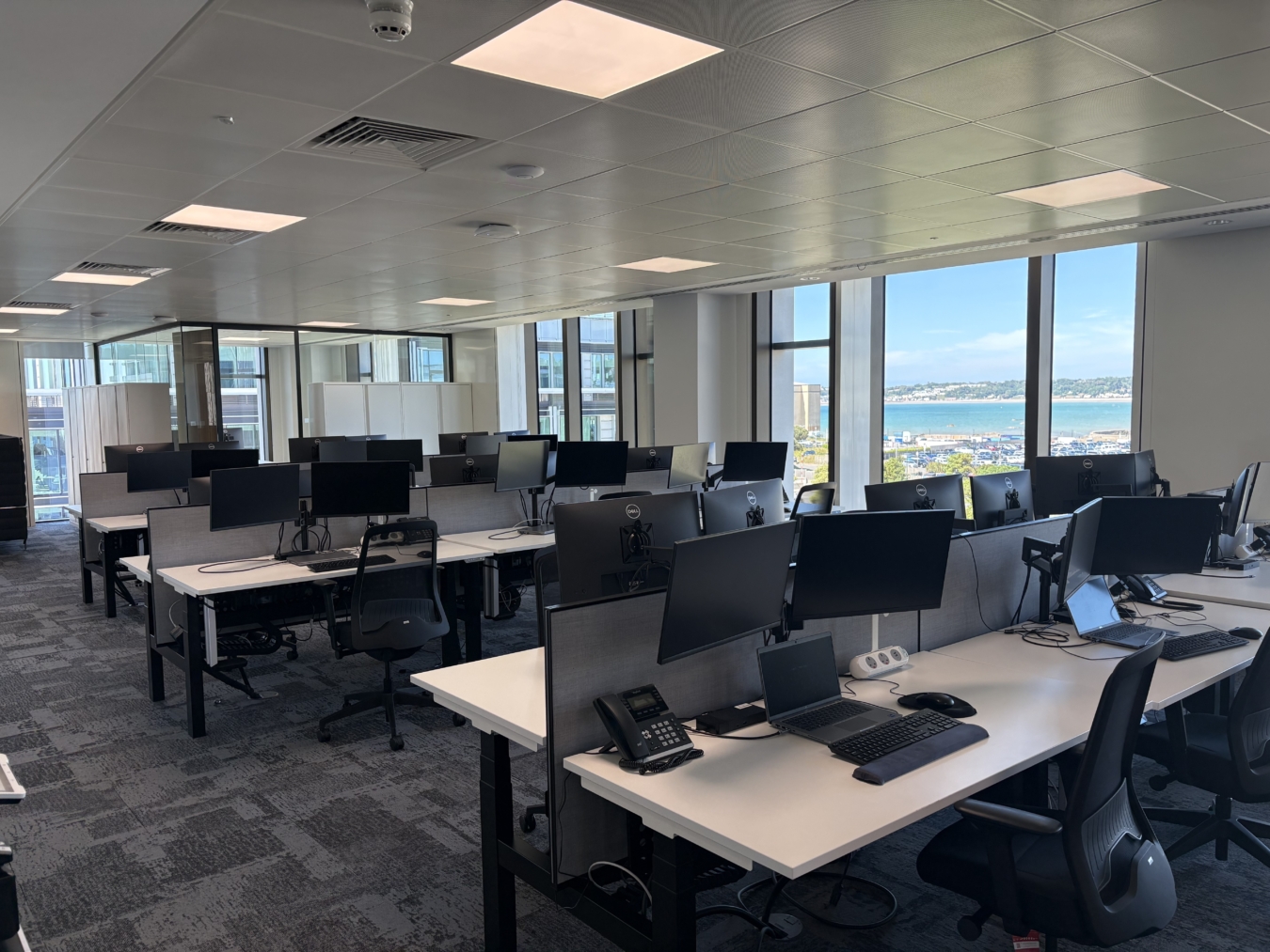 4th floor west, IFC1
